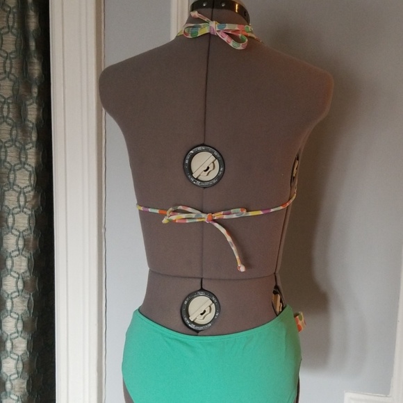 Victoria SECRET bikini - Picture 2 of 2